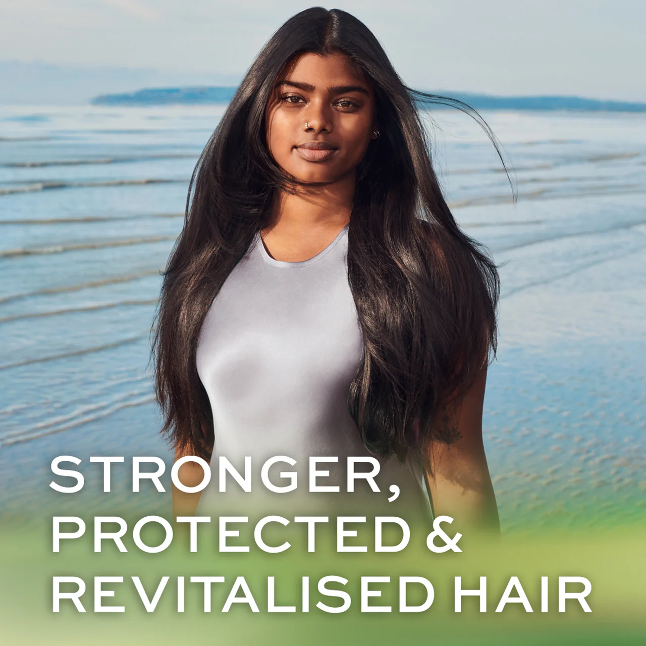 John Frieda Detox & Repair Dry Hair Shampoo 250ml - Image 2